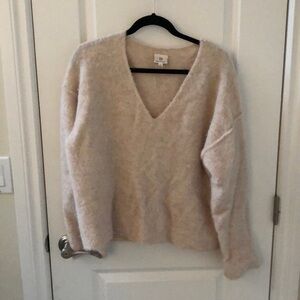 pink/white sweater!